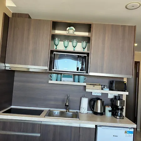Апартаменты Sea View Private B 511 Несебр